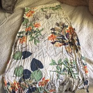 Skirt flower
